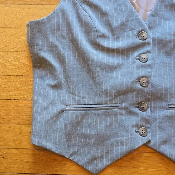 Heartloom, Light Gray Pinstripe Vest, EUC, Women's L - Picture 8 of 13